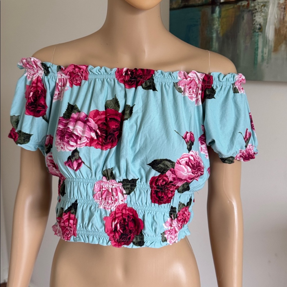 Floral off the shoulder crop top